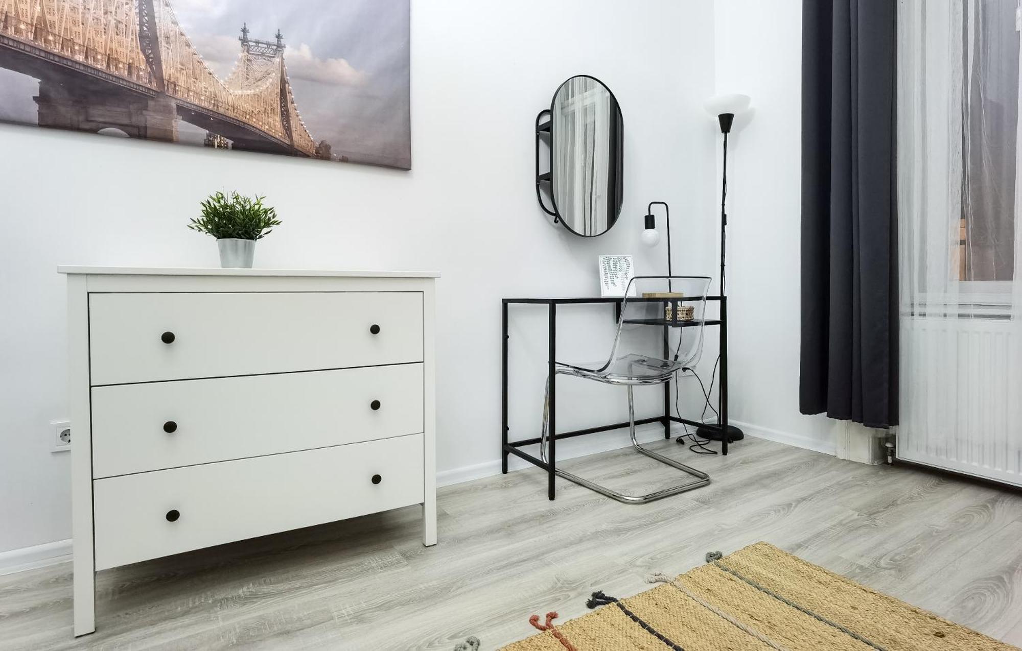 Apartamento Perfect Location,newly Decorated Modern, Large Place 60 M2, Really Quiet So Have A Good Night Sleep, Ac, Netflix, Smart Tv, High-speed Internet, World Famous New York Cafe Only 10 Minutes Walk